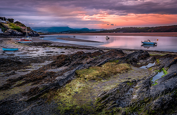 Borth y Gest